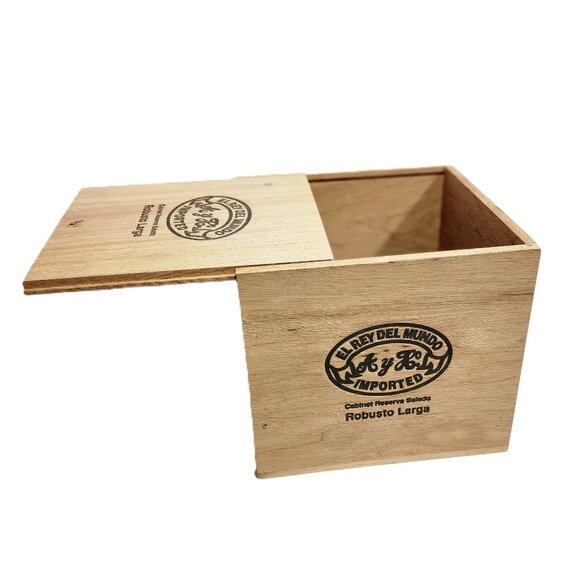 Collectible El Rey Del Mundo Cabinet reserve Salado Robusto Cigar Box - Picture 3 of 7